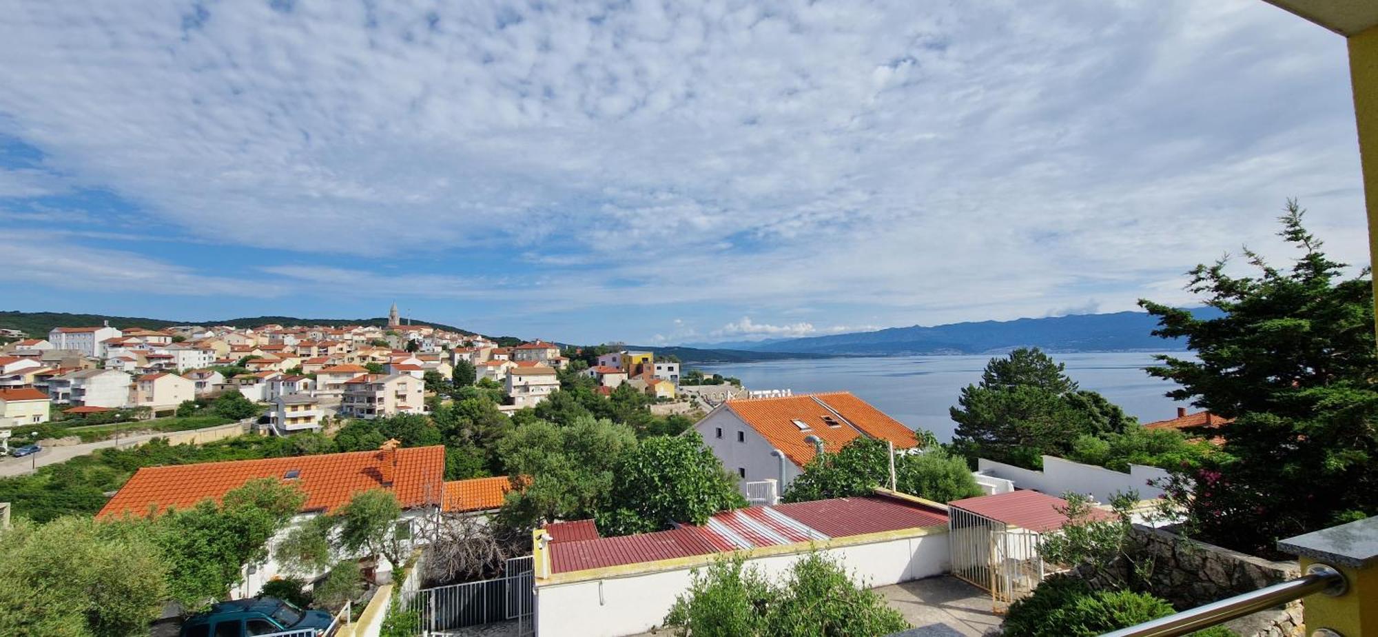 Sunce Apartment Vrbnik Bagian luar foto